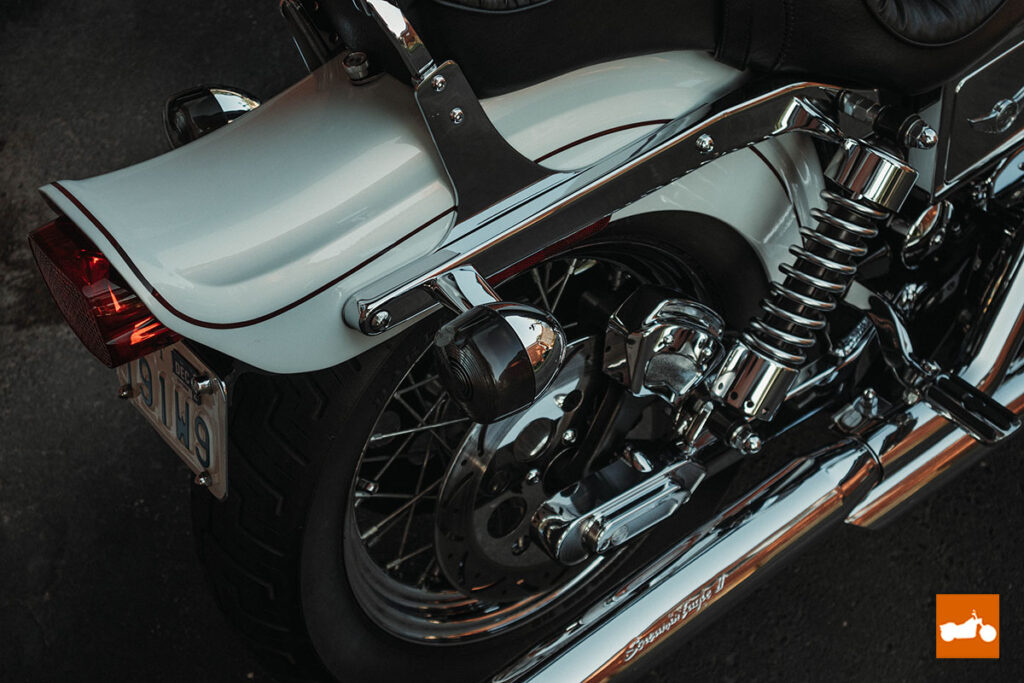 Harley Davidson Wide Glide rear suspension